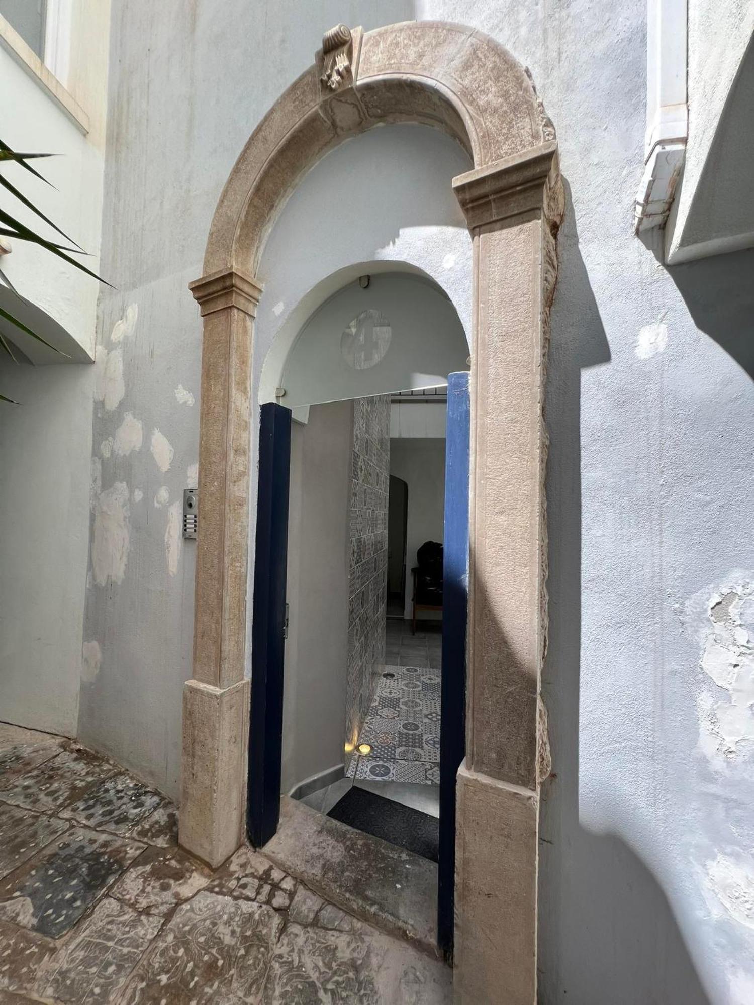 Ferienwohnung Peaceful 1Br With Shared Terrace At The Nook Gibraltar Exterior foto